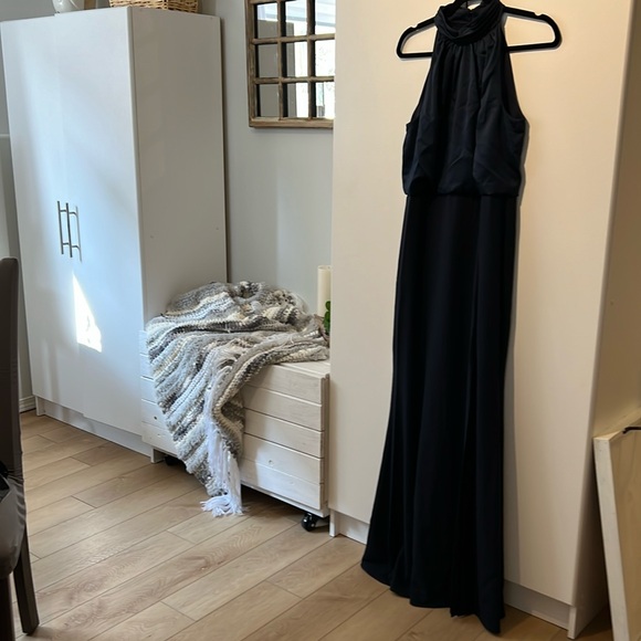 Adrianna Papell size 6 floor length navy blue dress - Picture 1 of 5